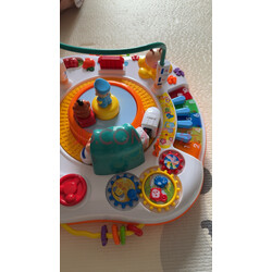 主要是指在海南省合法工作生活的外籍人士、港澳台居民等