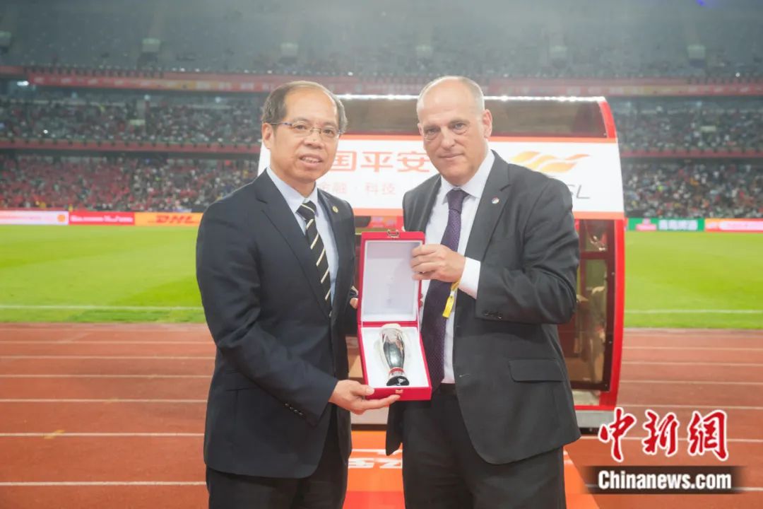 东西问丨塞尔吉·托伦茨：如何以足球连接中西？