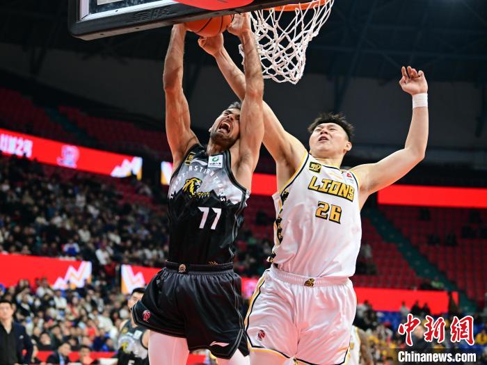 浙江方兴渡男篮力克吉林