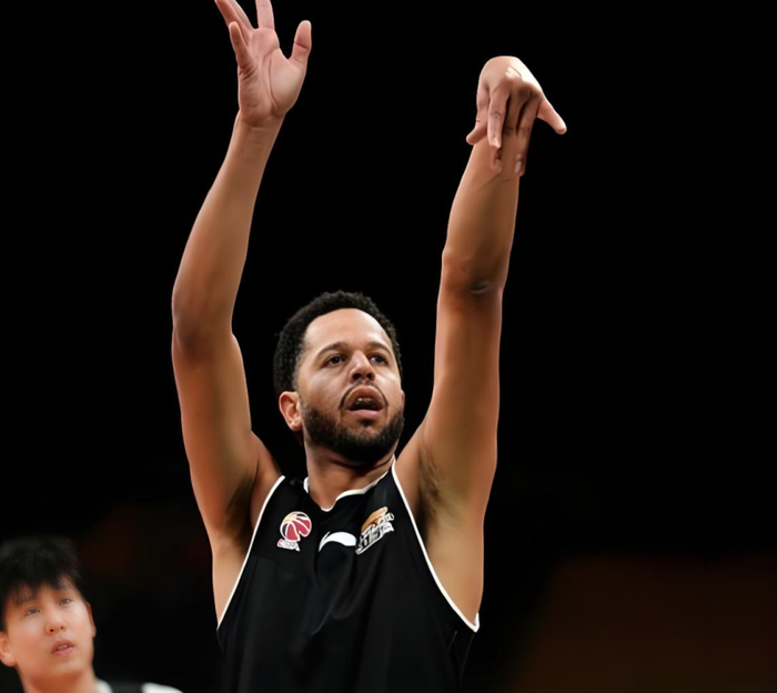 辽宁队惨败北京队 哈维三分球8中0成关键败因