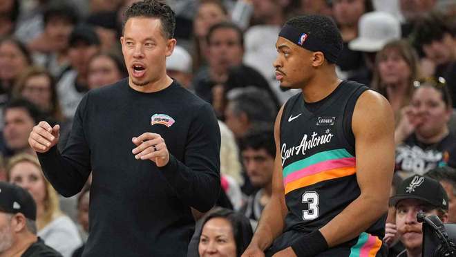 凯尔登·约翰逊从首发到替补蜕变荣膺最佳第六人